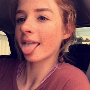 Meet your Posher, Corie